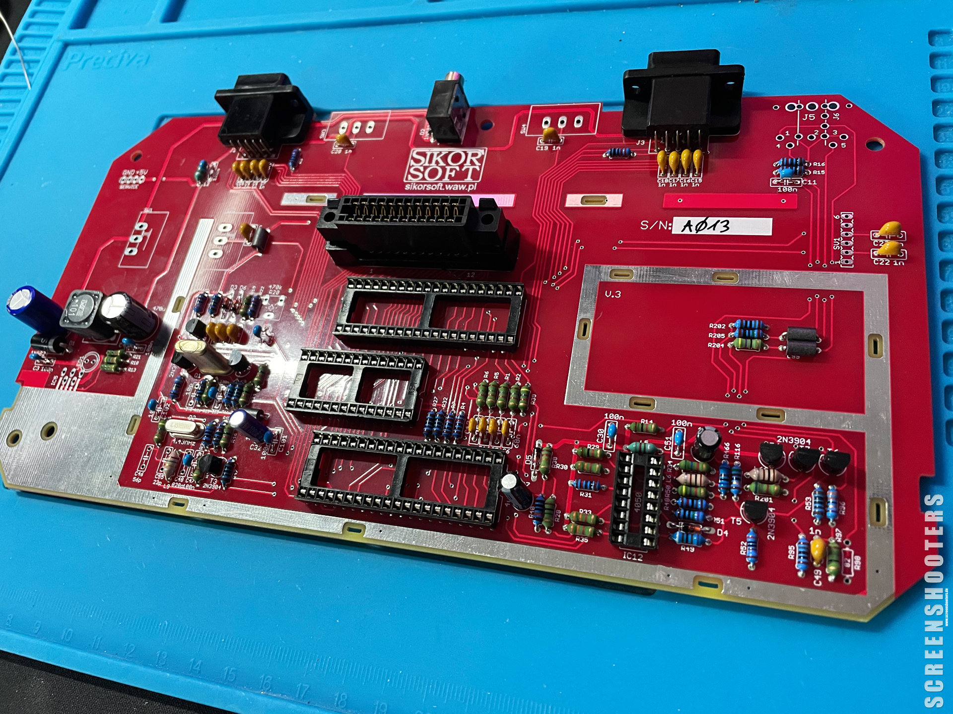 Atari_49_2600jr_Replica_03.jpg