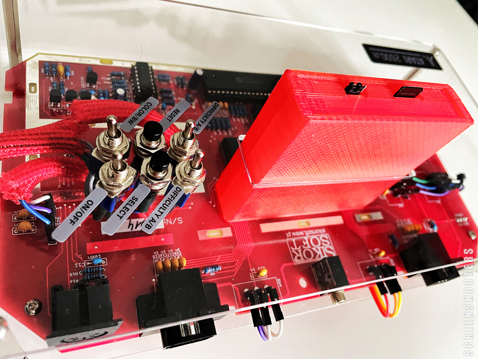 Atari_94_2600jr_Replica_Plexilaser_Twins_02.jpg