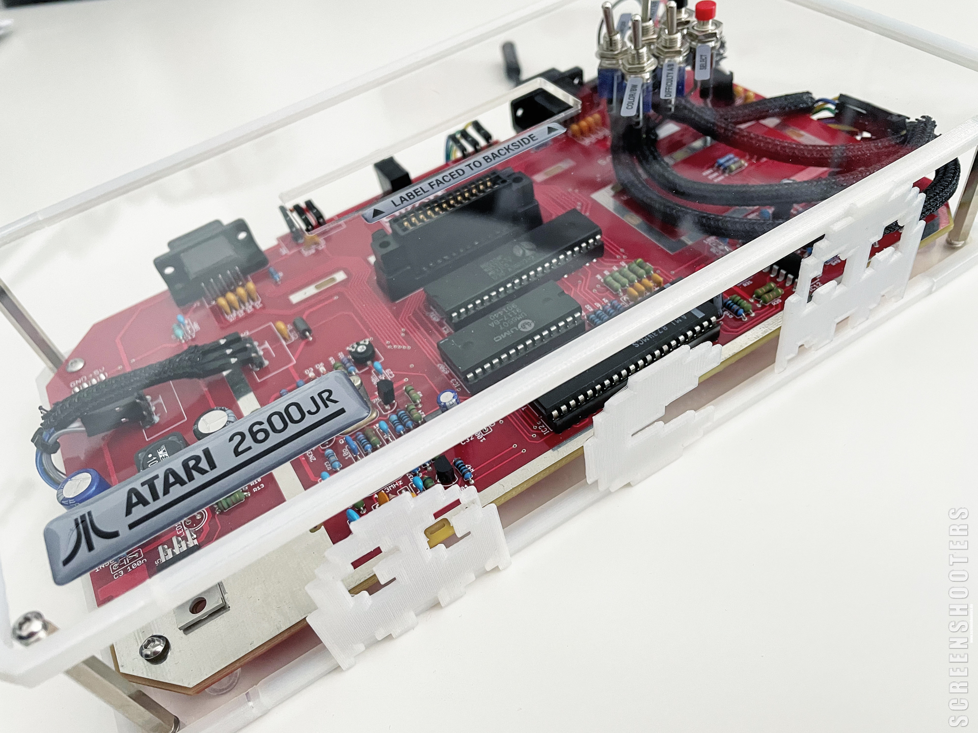 Atari_104_2600jr_Replica_SpaceInv_02.jpg