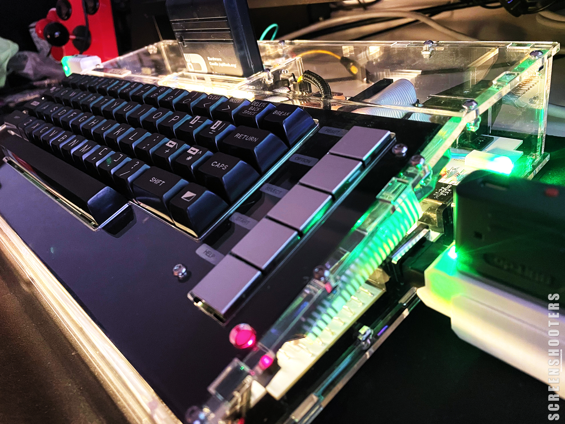 Atari_111_Atari800XL_Replica_16.jpg